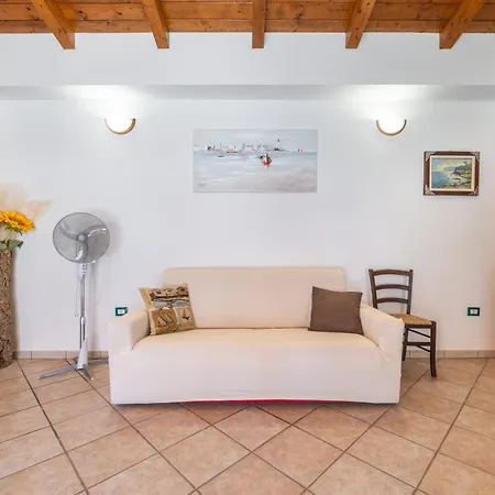 Casa Ghisu Holiday home Sant'Anna Arresi