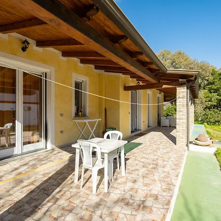 Holiday home Casa Ghisu